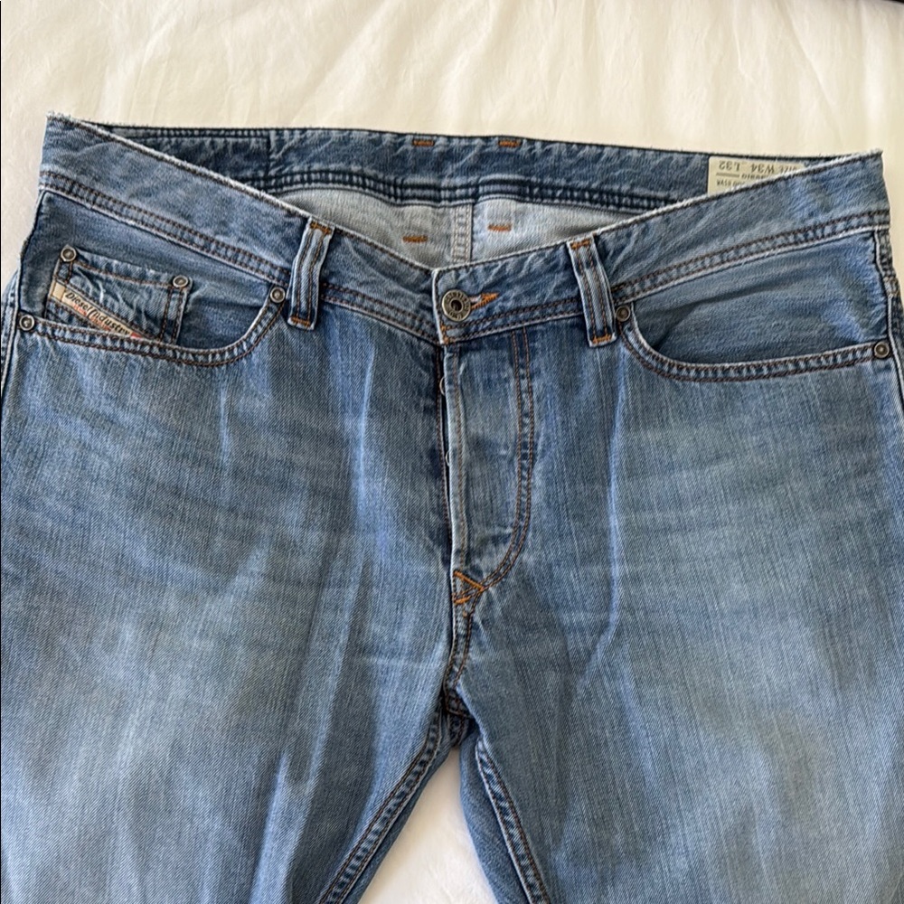 Men's Diesel Viker Straight Leg Jeans - Picture 5 of 9